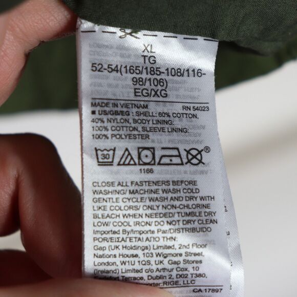 Gap Water Resistant and Windproof Jacket XL - Picture 7 of 7